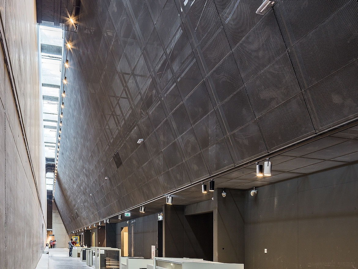 STEEL BLUNDERING - KC Ceiling and Tiling Installations
